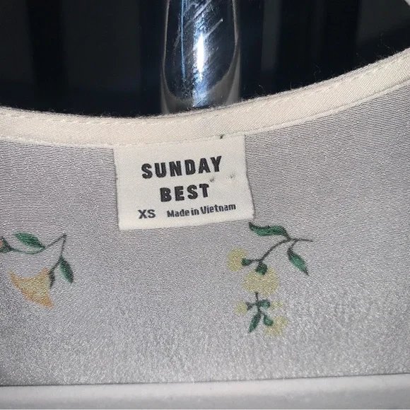 Aritzia Sunday best White and Yellow Floral Tie-Front Blouse - Picture 3 of 5